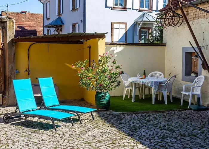 Prázdninový dům Ma Rose Des Lumieres Maison Independante 6 Personnes Avec Grande Cour